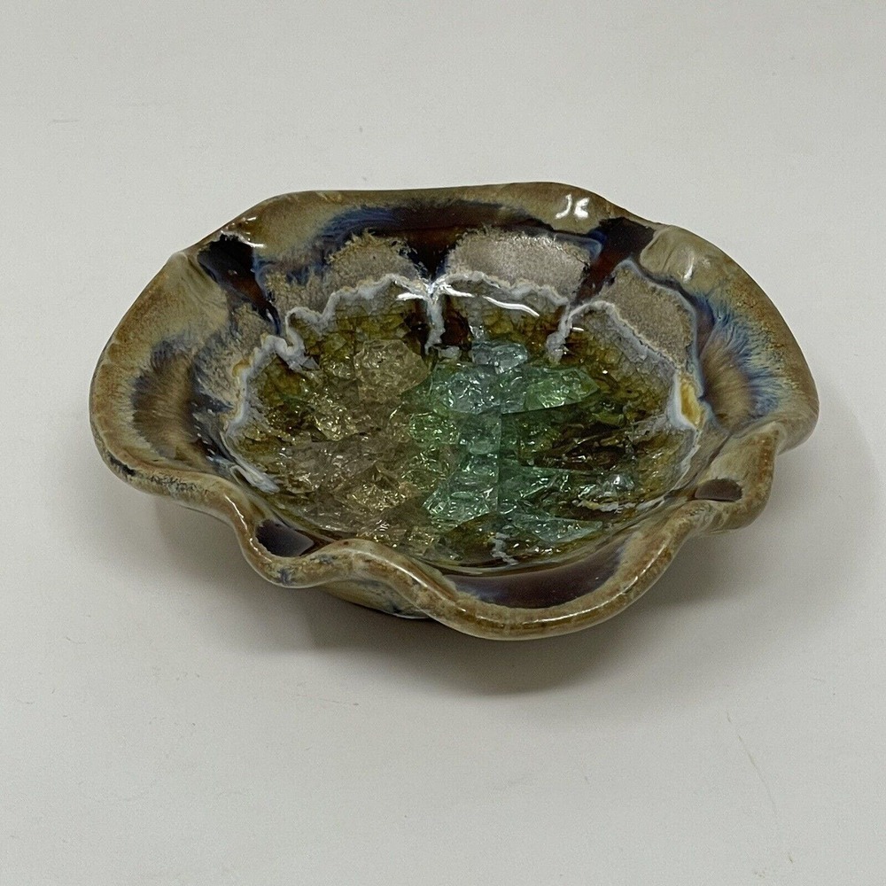 Small Round Glass Crystal Bottom Scalloped Edge Trinket Dish Ashtray Multicolor - Picture 11 of 11